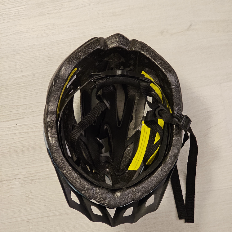 CCM Bike Helmet - photo 3
