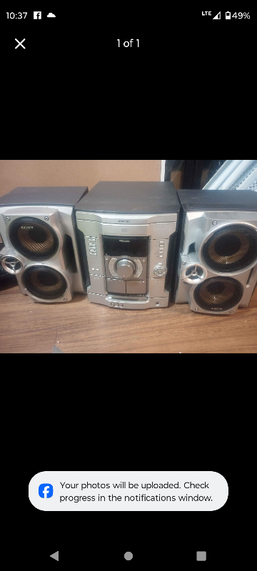 🧡 Sony Stereo SystemSony 3 disc player hybrid dual woofer