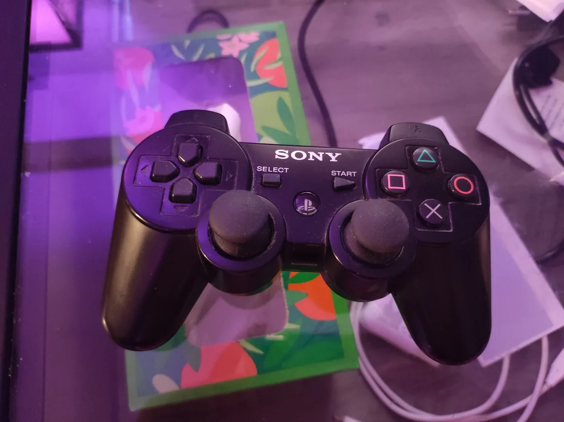 PlayStation 3 DualShock controller thumbnail