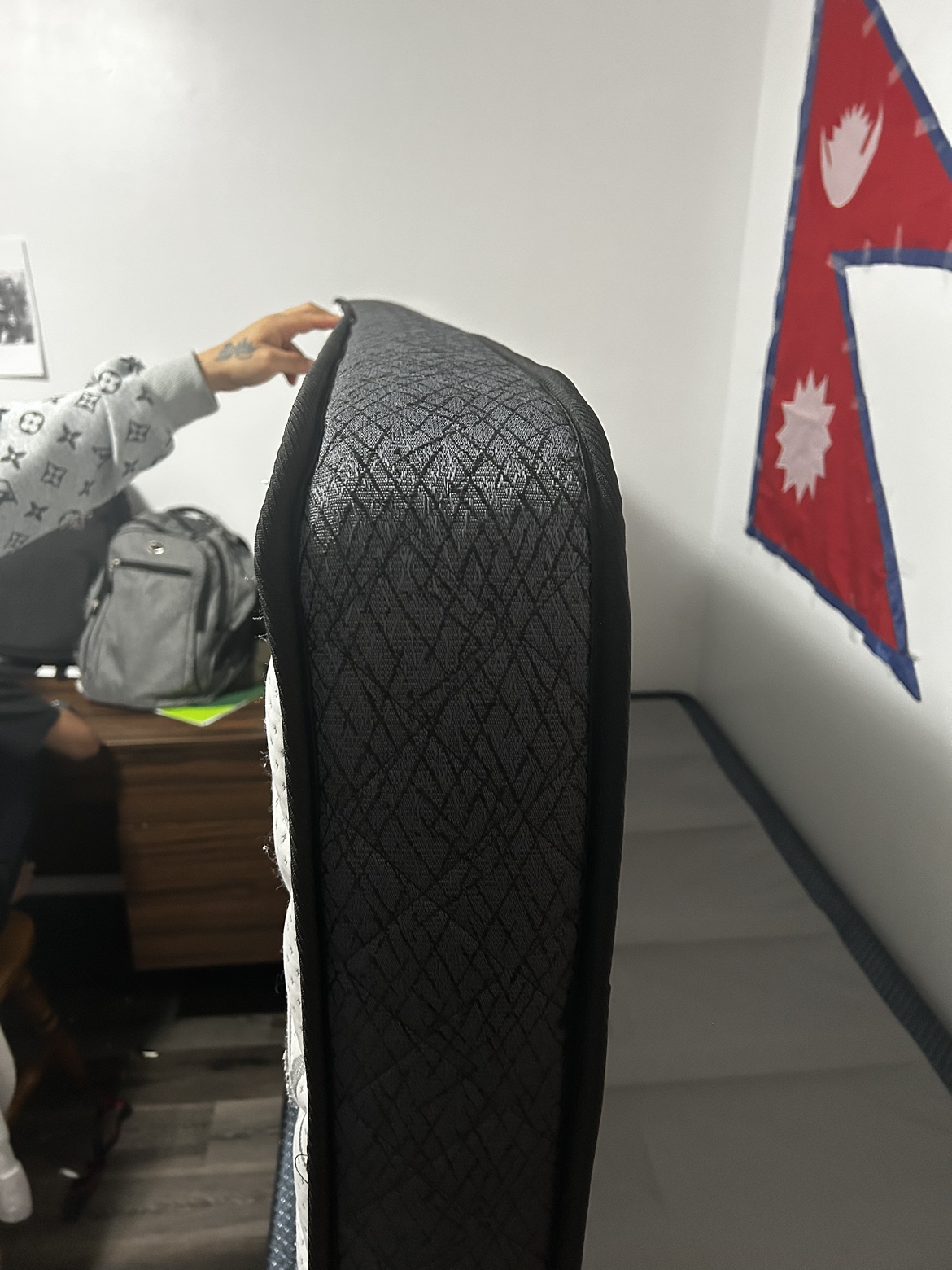 Single Mattress and box spring - photo 4