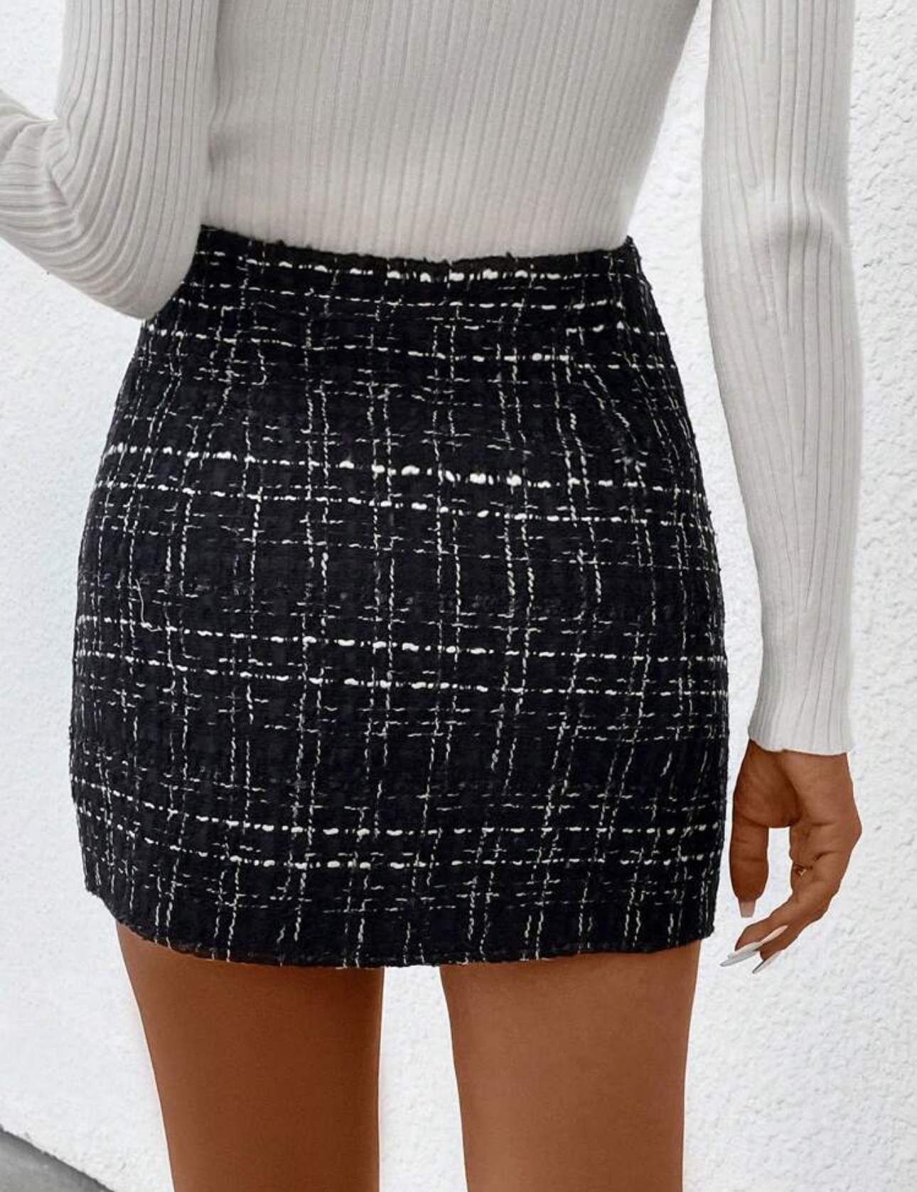Brand new Black and White Tweed Mini Skirt - photo 2