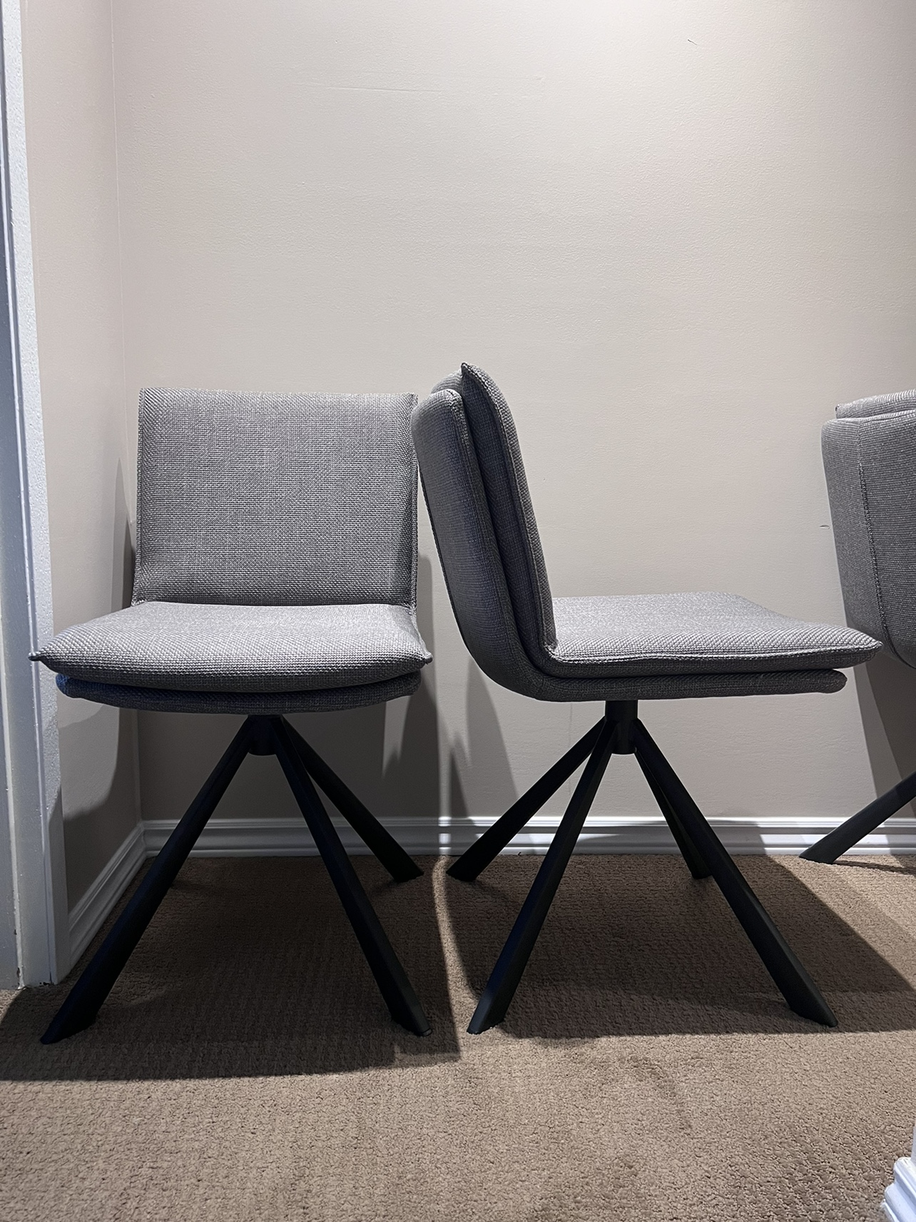 Set of 4 Parsons Style Dining Chairs - photo 3