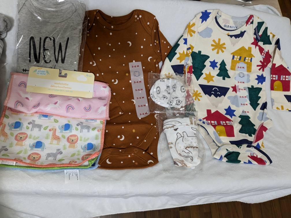 New Baby Clothes Bundle Gift with bag and ready to be gifted - photo 4