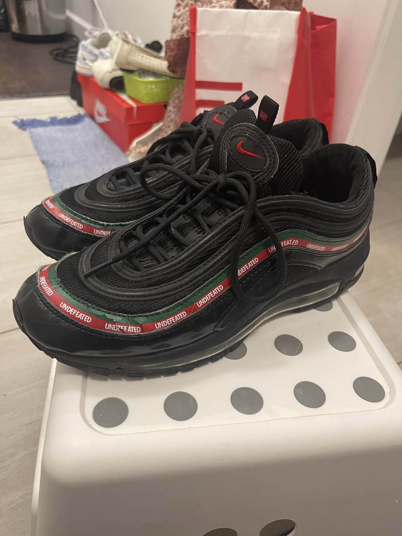 undefeated air max 97s