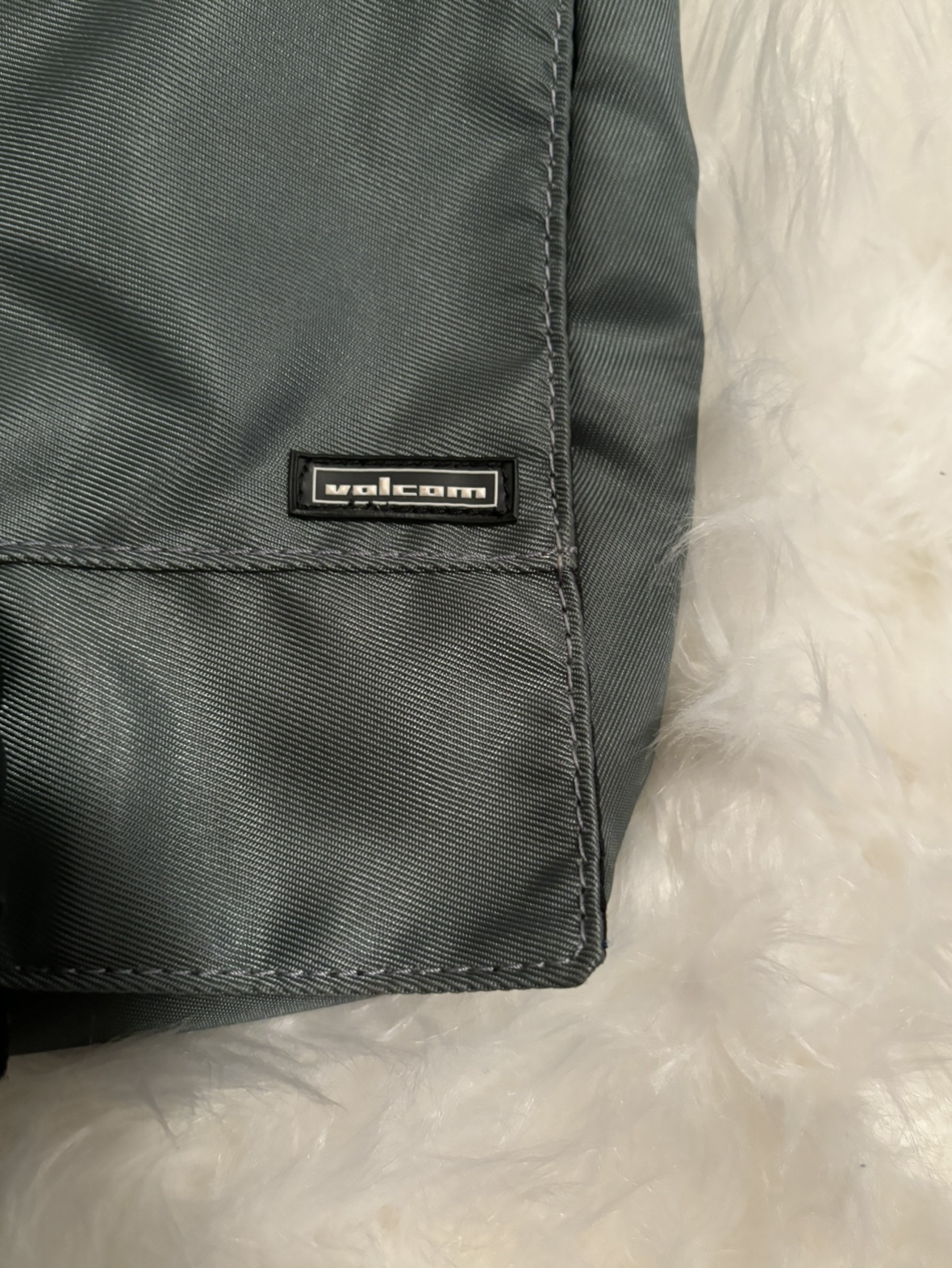 Volcom Grey Crossbody Bag - photo 3