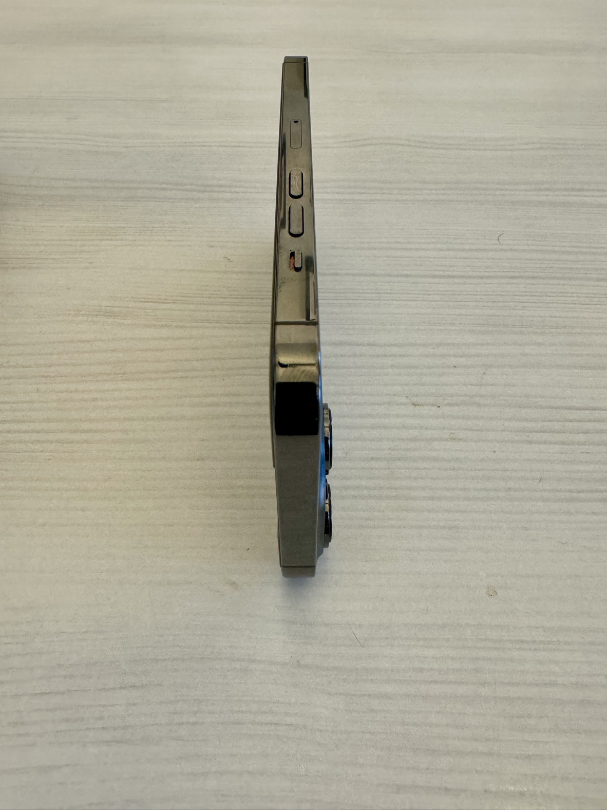 iPhone 13 Pro - photo 5
