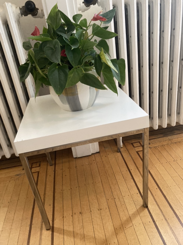 IKEA KLUBBO White End Table