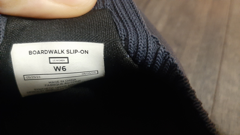 VESSI Boardwalk Slip on shoes women size 6 - photo 3