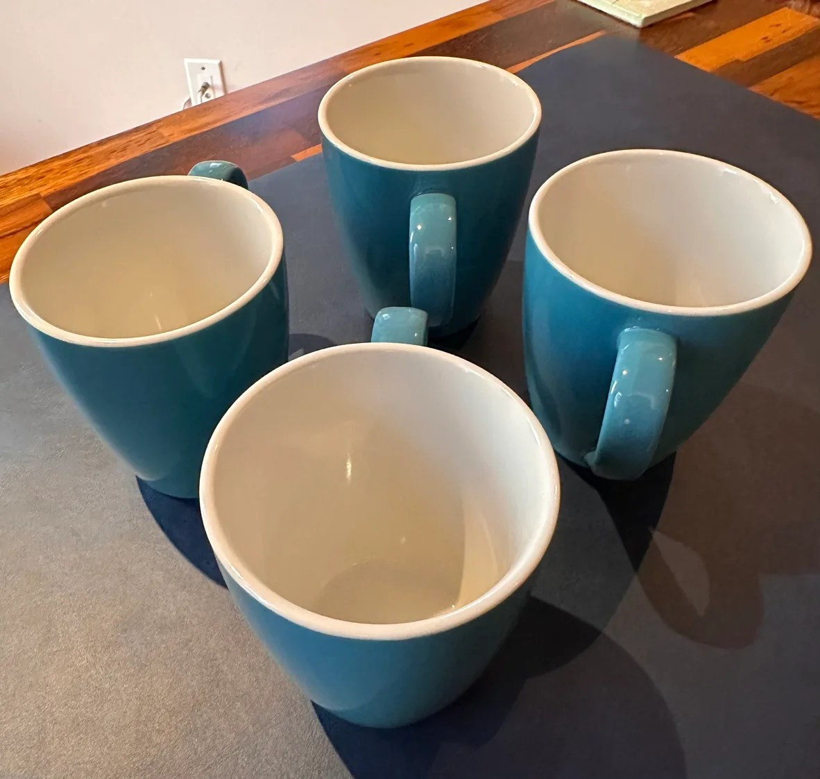 16-piece porcelain dinnerware set image indicator(4)