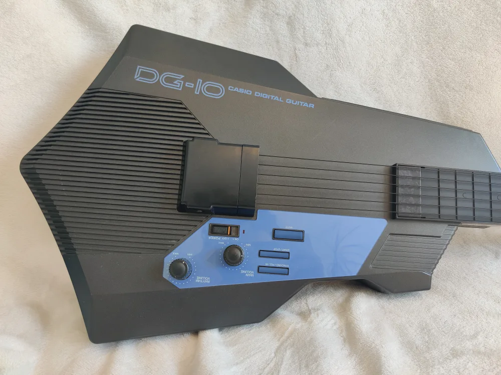 Casio DG-10 Digital Synth Guitar image indicator(4)