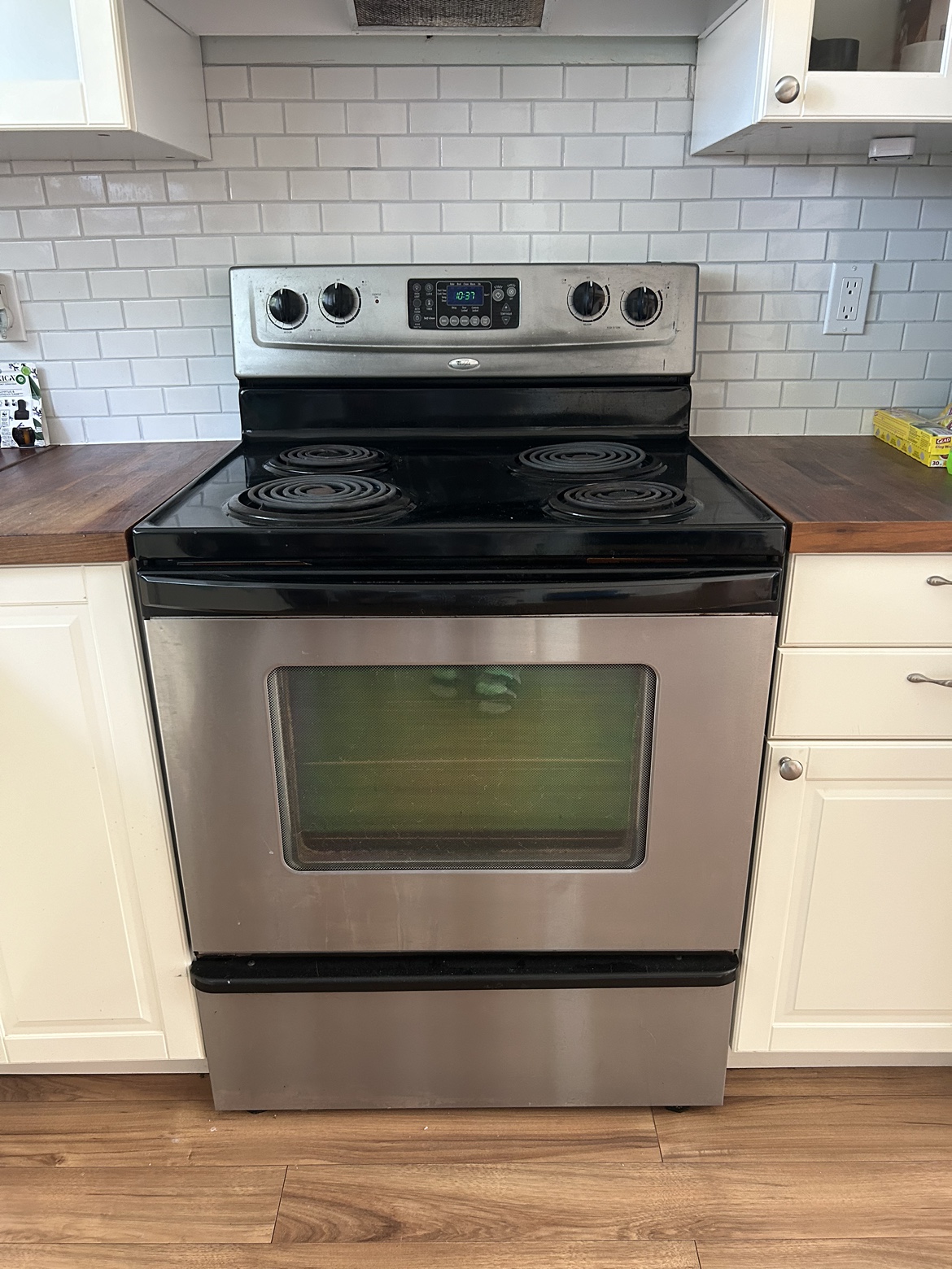 Whirlpool Electric Stove - photo 2
