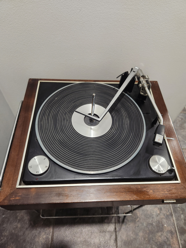 JVC SRC-7000 Stereo Record Player 🧡 - photo 2