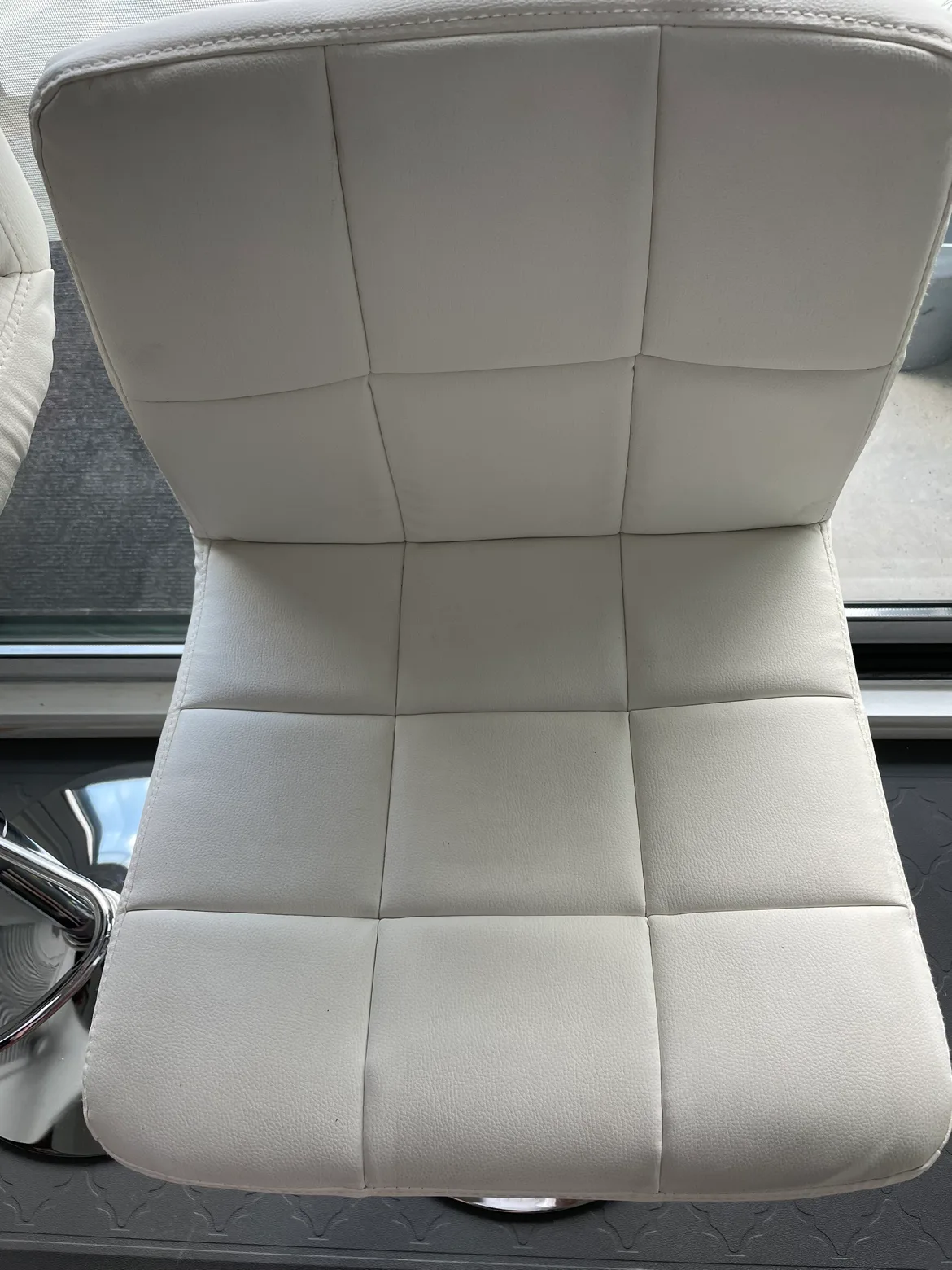 White Bar Stools image indicator(3)