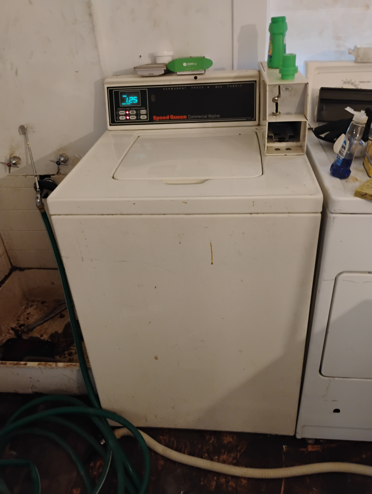 Speed Queen Commercial Washer - photo 2