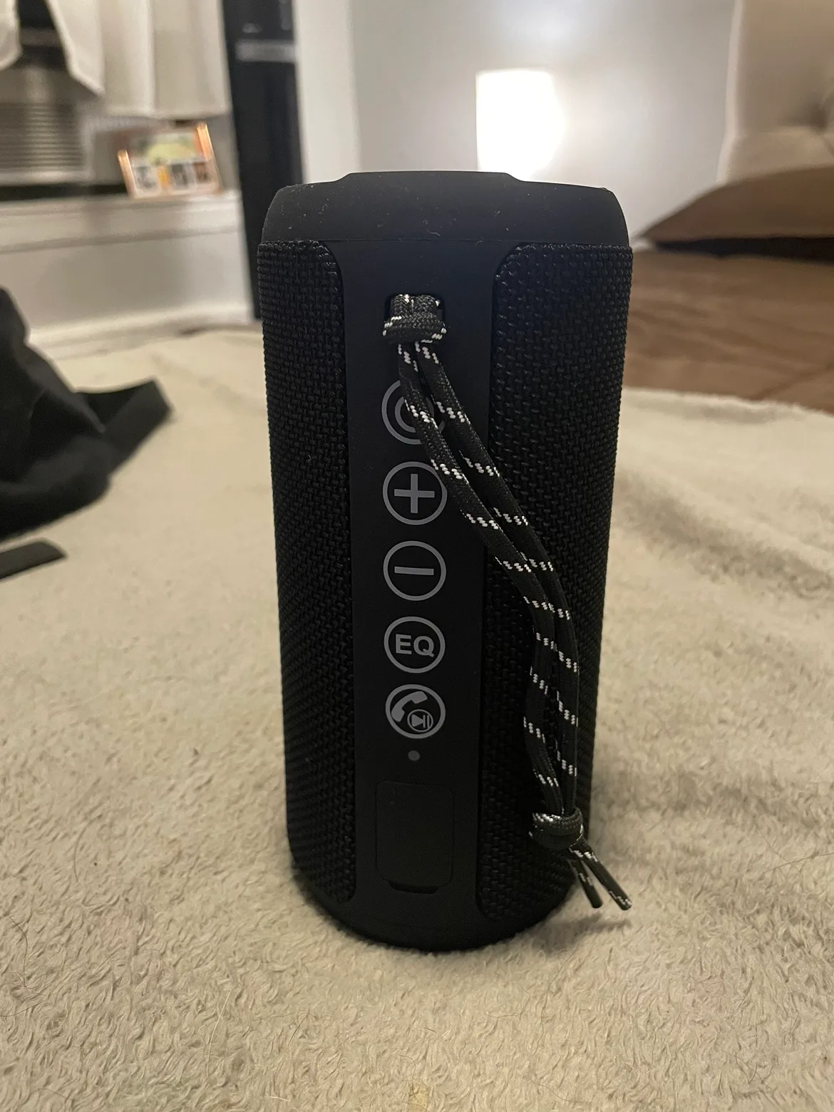 Ortizian Bluetooth Portable Speaker thumbnail