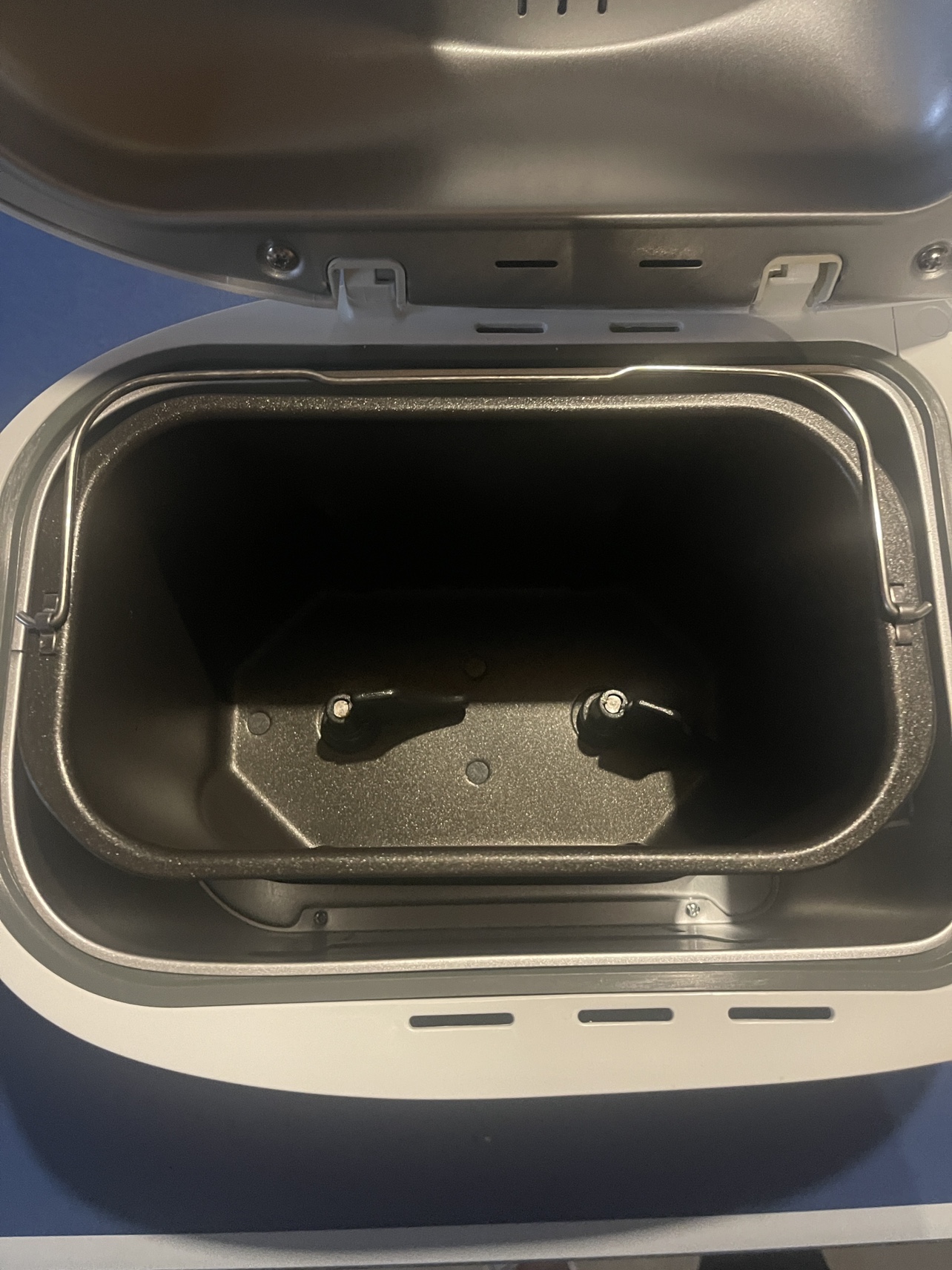 Black + Decker 3 LB Bread Maker - photo 5