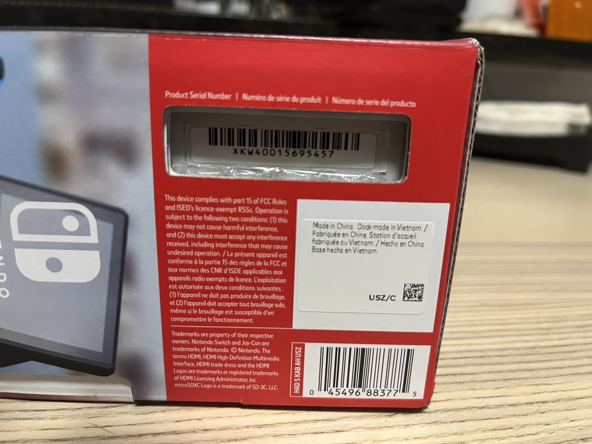 Brand New Nintendo Swicht Whit 4 Games - photo 3