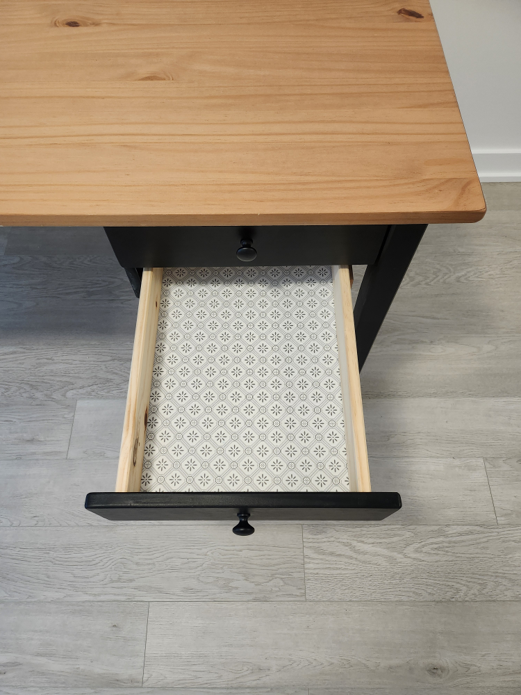 MOVING SALE - Two drawers desk + chair - photo 3