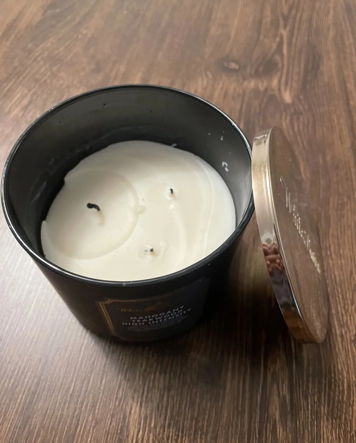 White Barn Mahogany Teakwood High Intensity Candle thumbnail