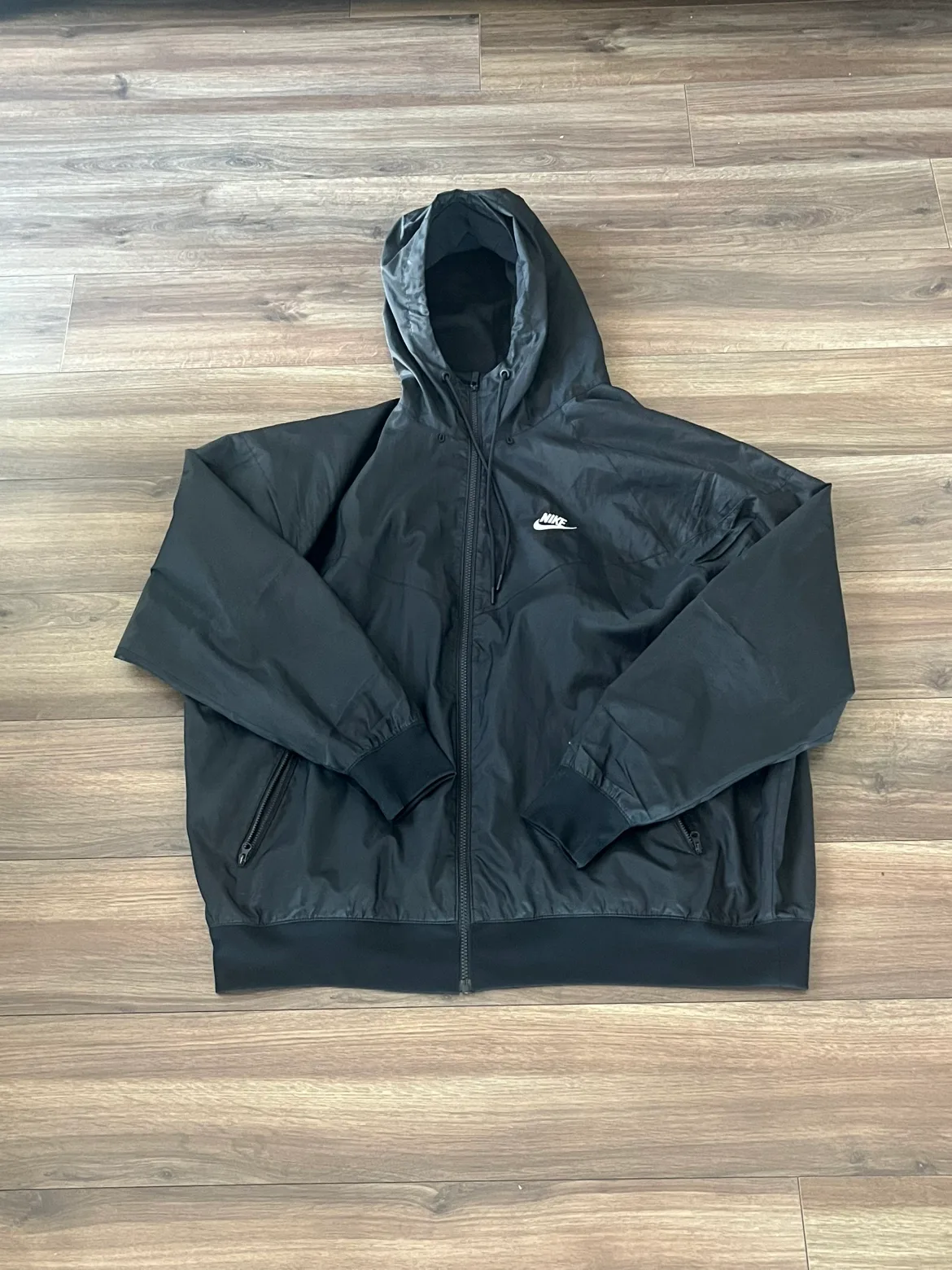 Nike Windbreaker thumbnail