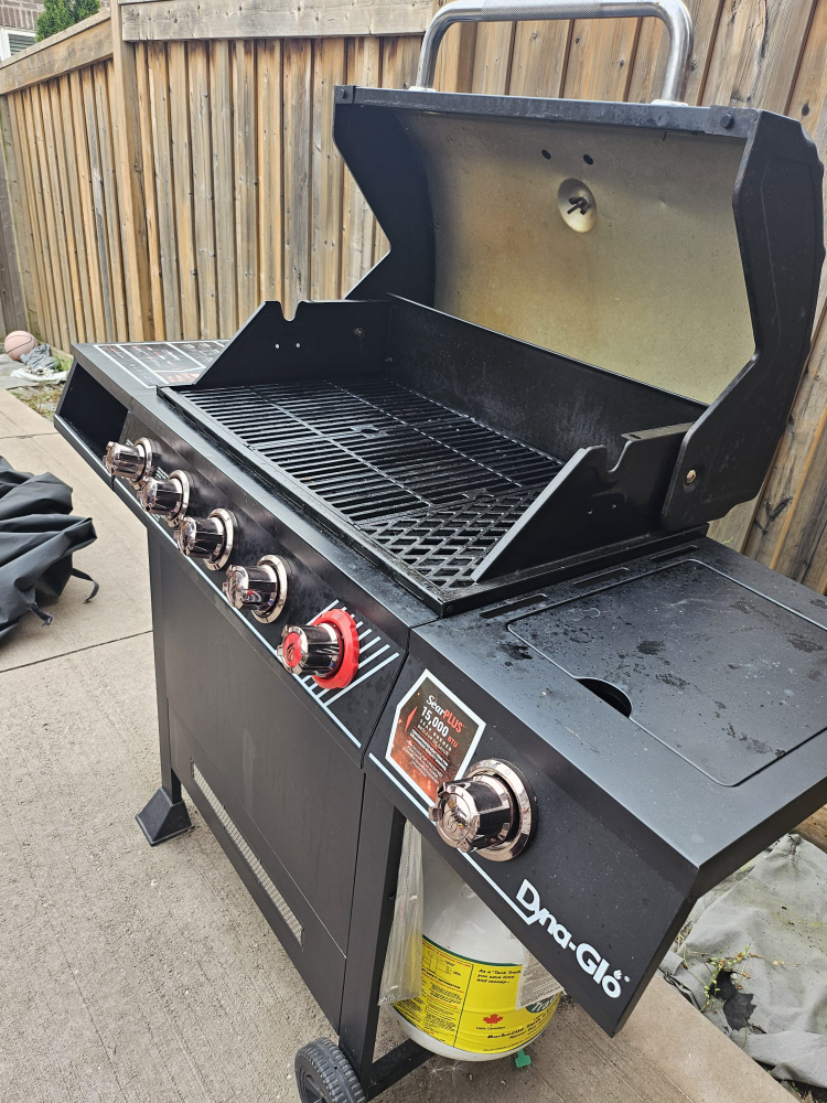 Dyna-Glo 4 Burner Propane BBQ - photo 5