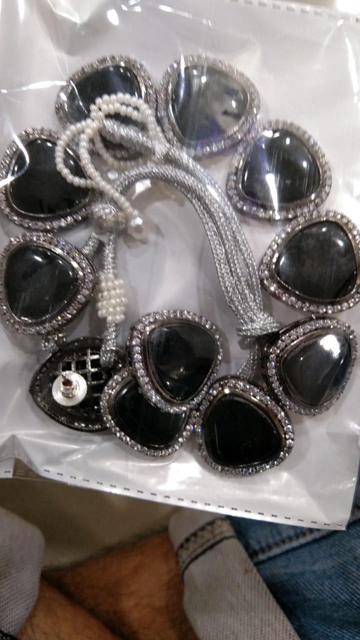 Beaded Necklace Set - photo 5