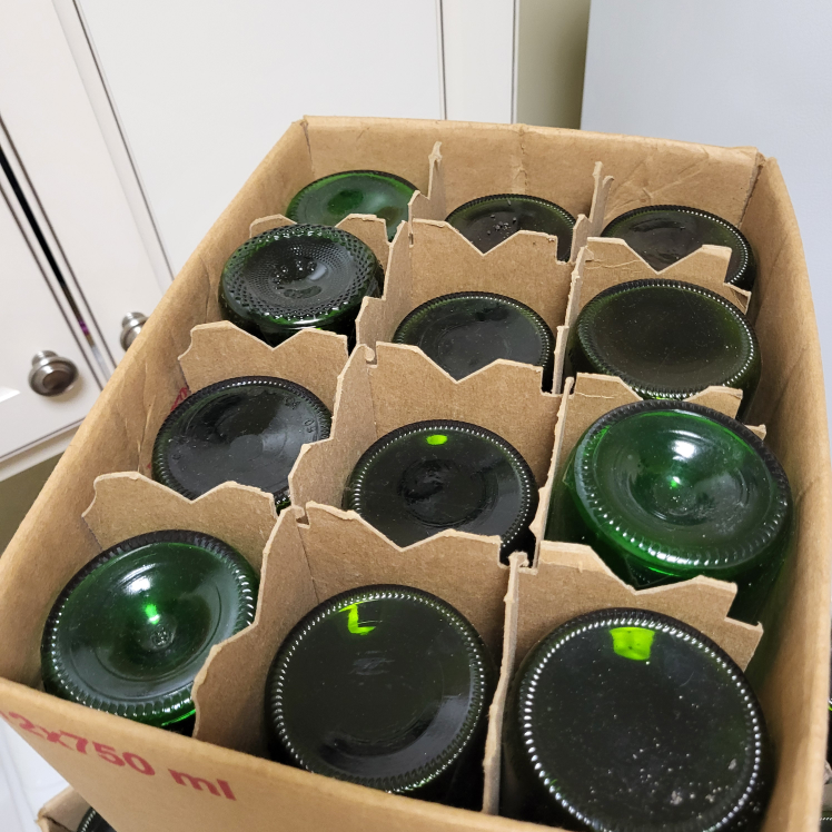 green wine. bottles for bottling home made wine - photo 2