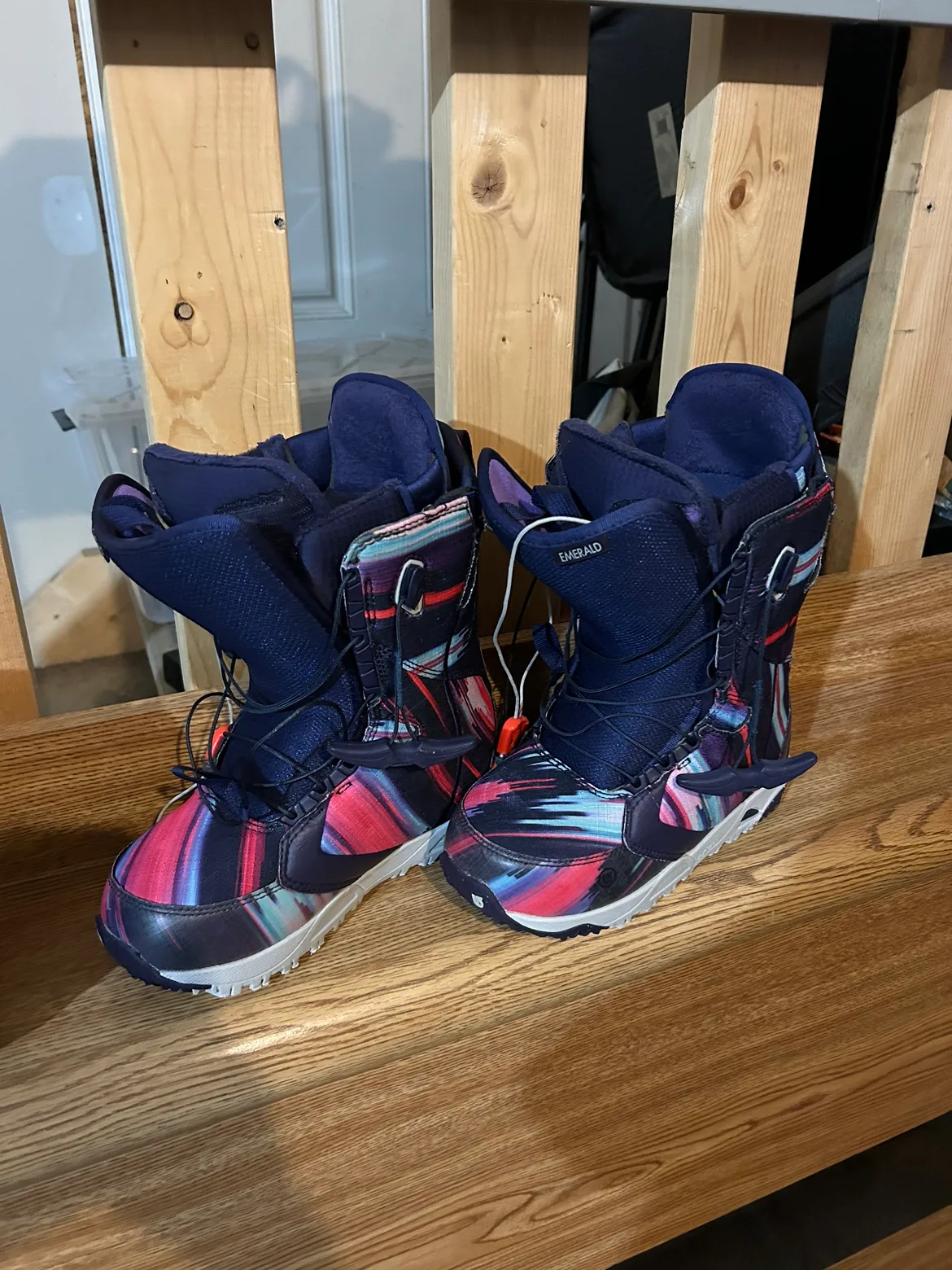 Ladies Burton snowboard boots size 7 thumbnail