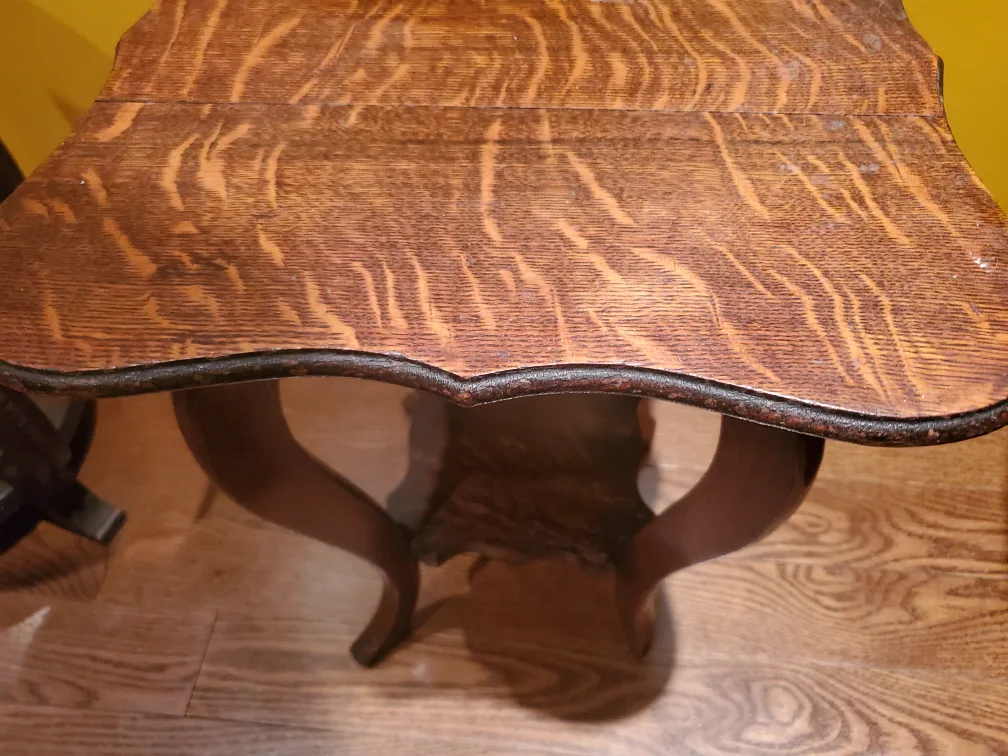 Antique Quarter Cut Oak Side Table / Plant Stand image indicator(2)