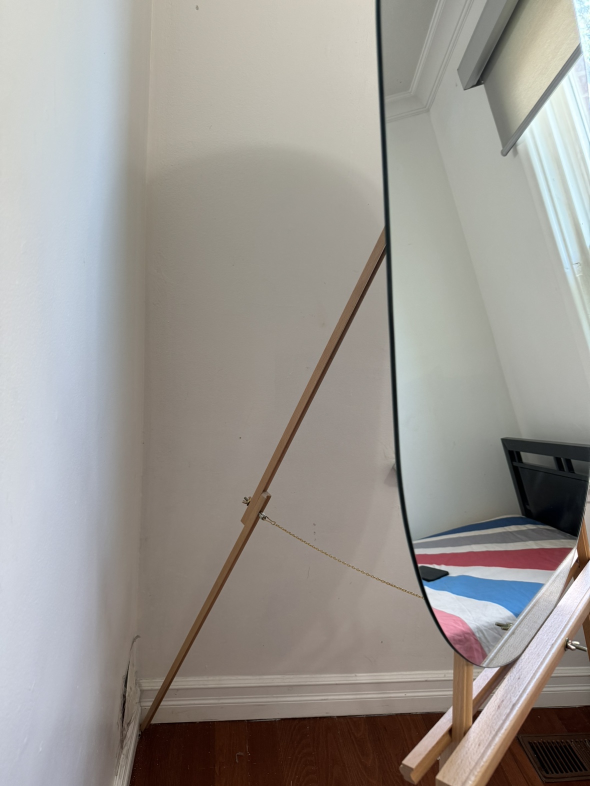 Twin bed frame , mattress and mirror - photo 5