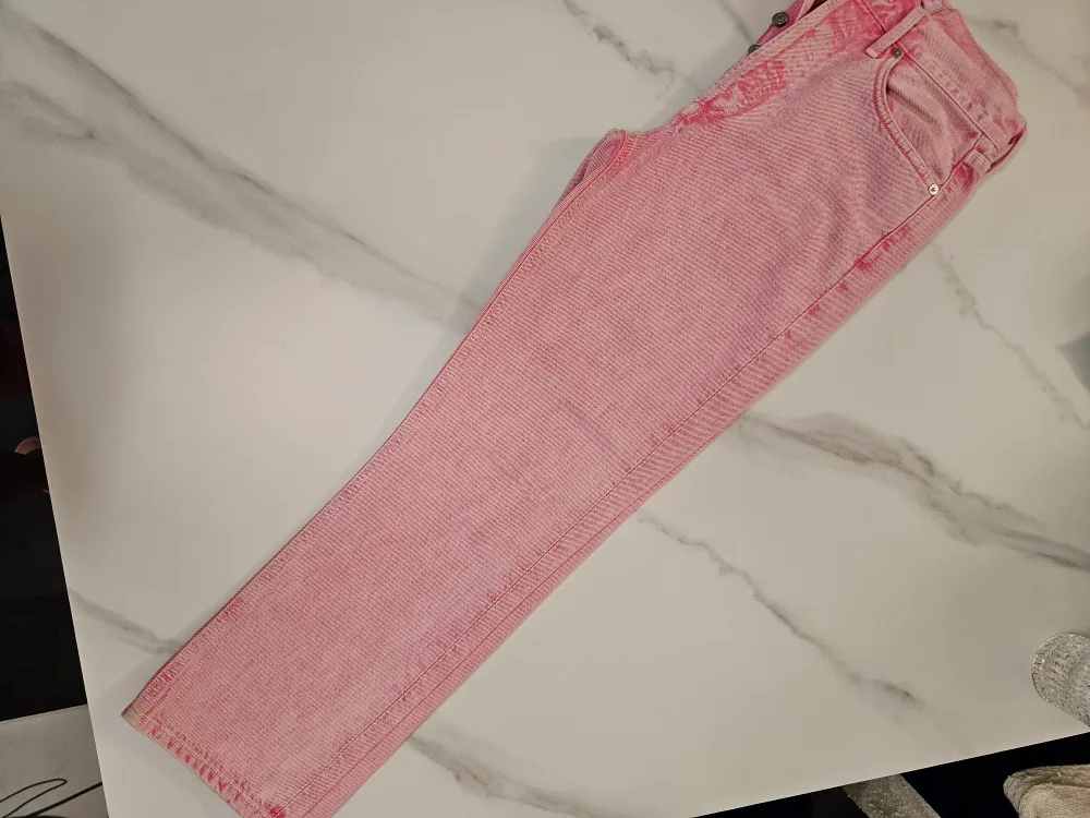 AGOLDE Riley High Rise Straight Jeans image indicator(7)