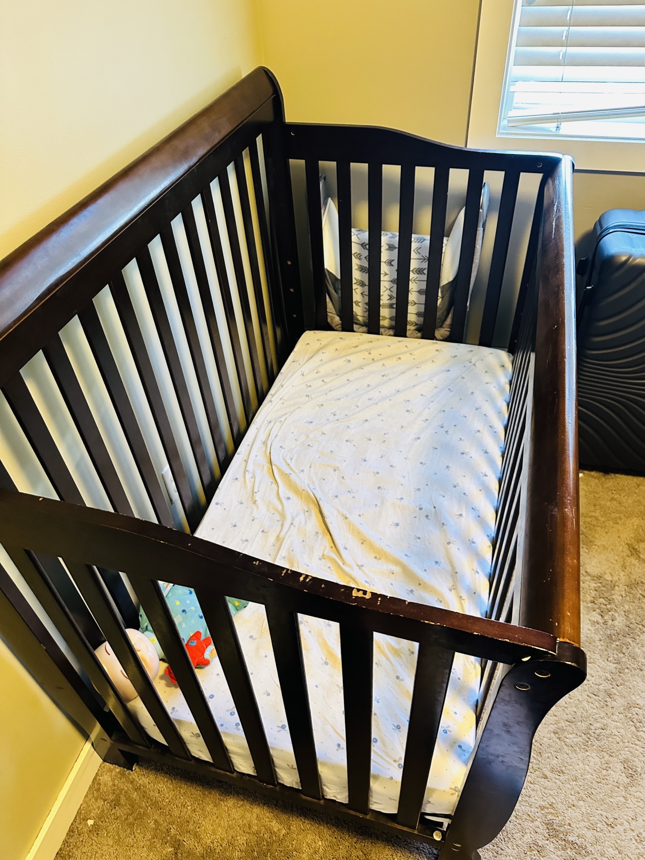 Convertible Crib with Mattress