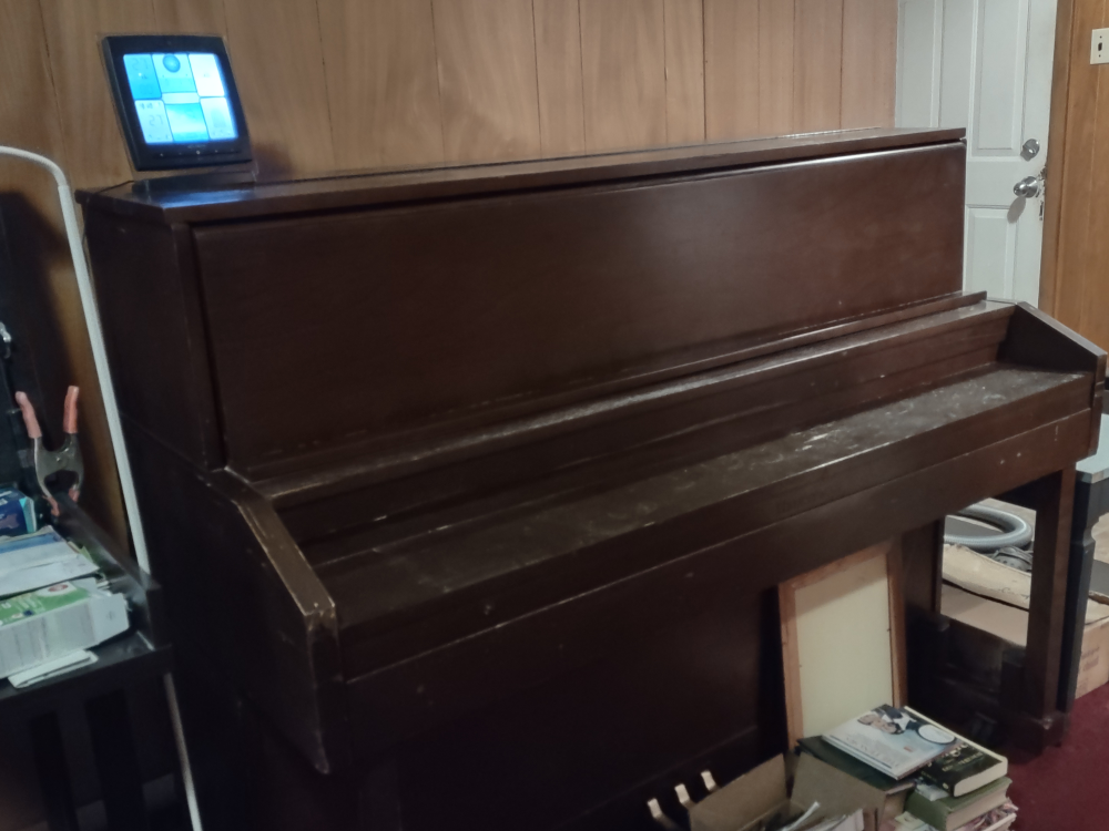#freecycle Antique Upright Piano 💚