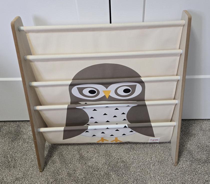 bookshelf