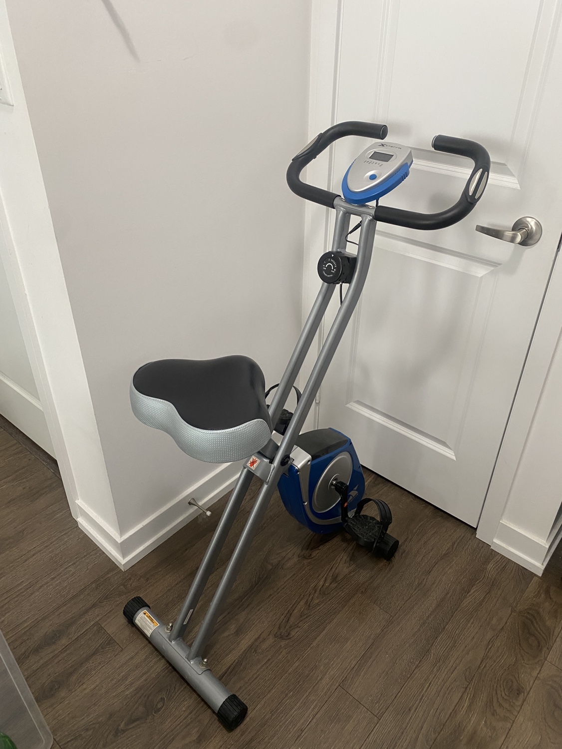 Foldable exercise bike - photo 3