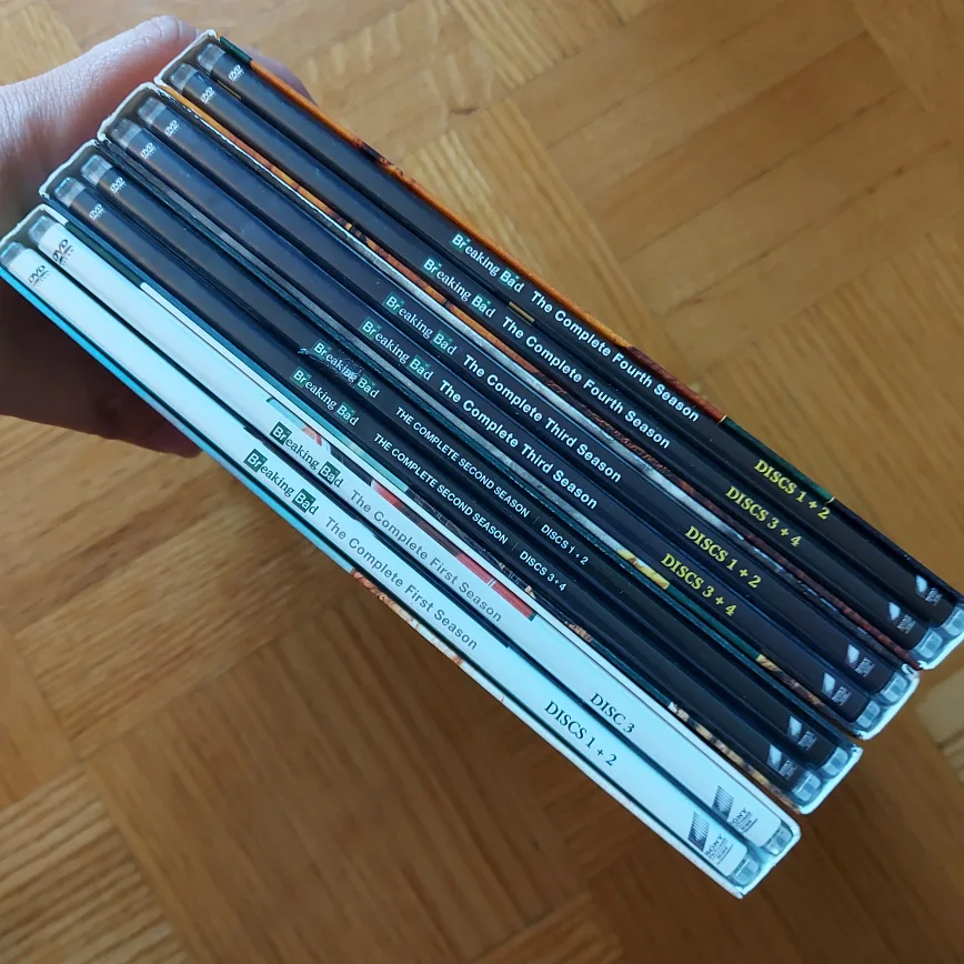 Breaking Bad - seasons 1 - 4 (DVD) image indicator(3)