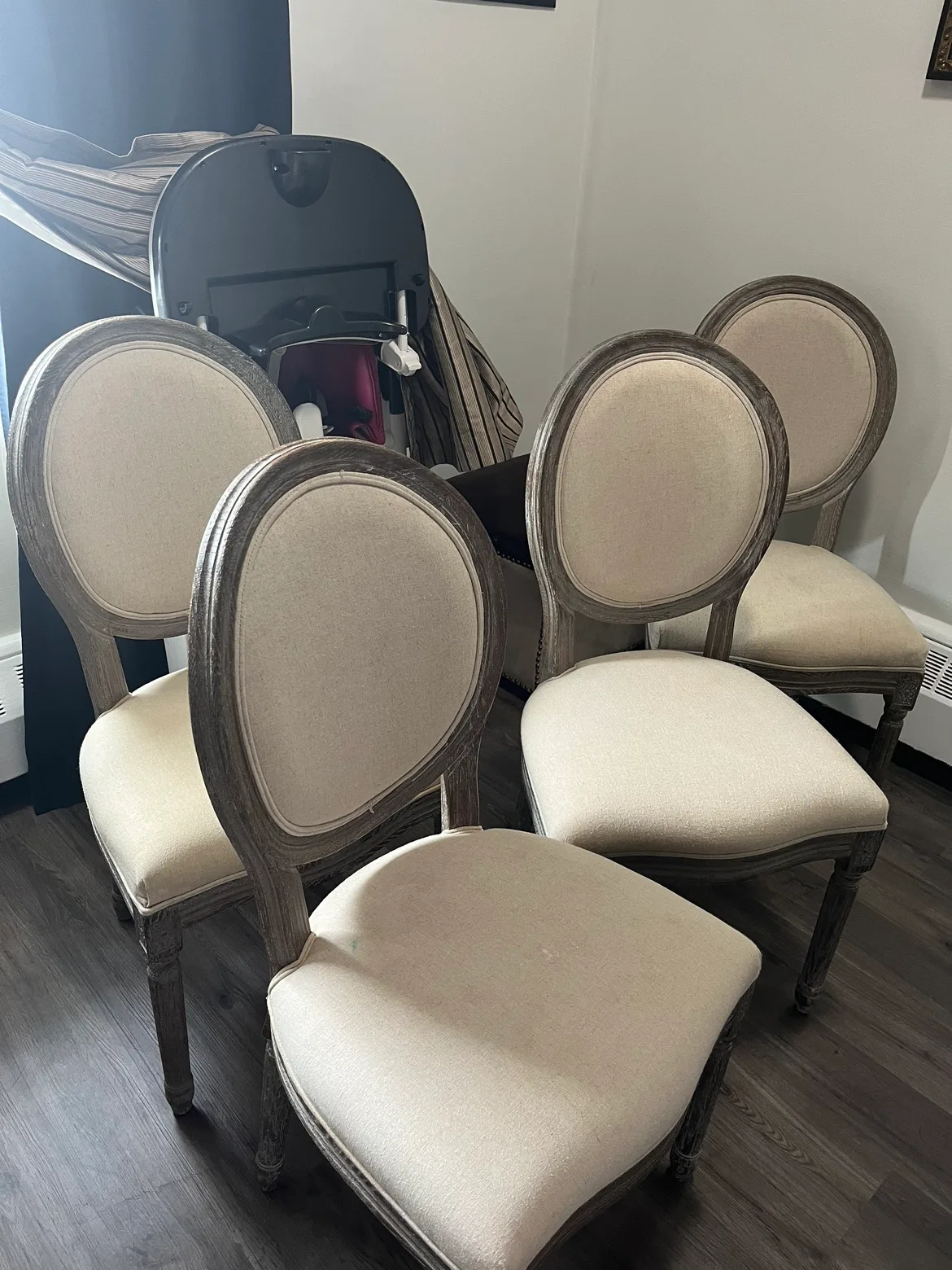 Set of 4 Dining Chairs thumbnail