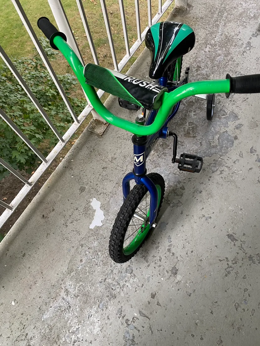 Kids Bike with Training Wheels image indicator(5)