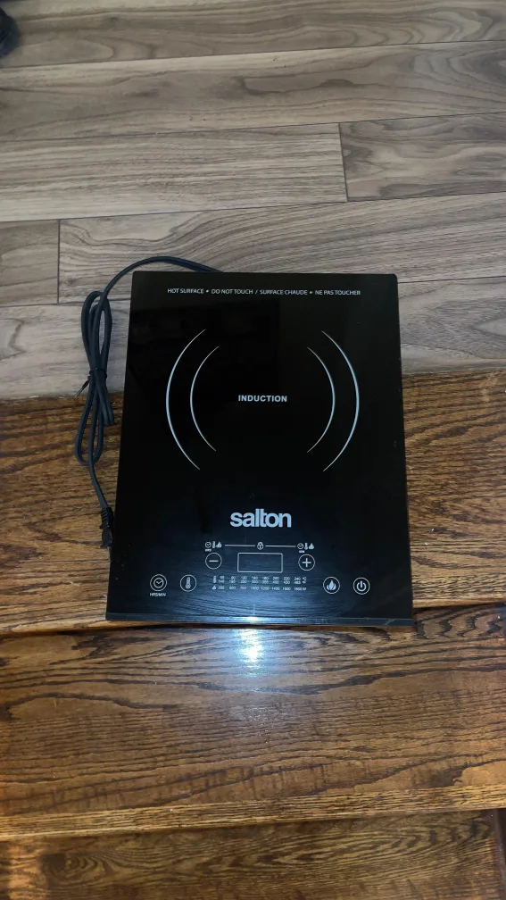 Salton Induction Cooktop Hot Plate thumbnail