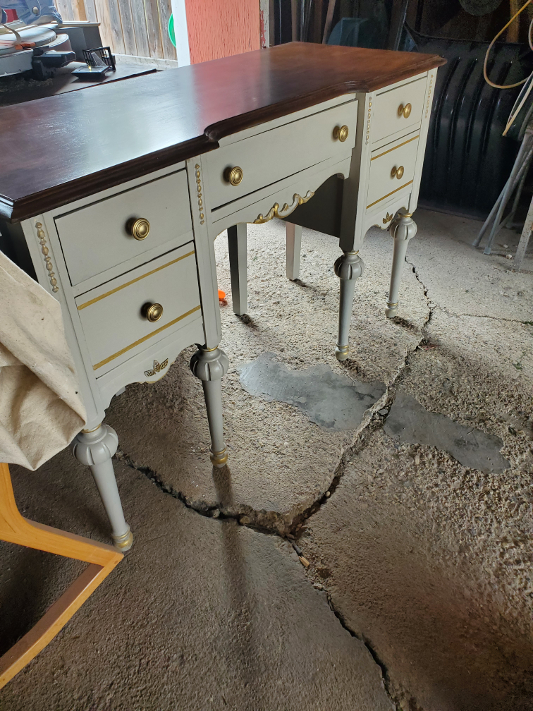 Antique Vanity Dresser - photo 2