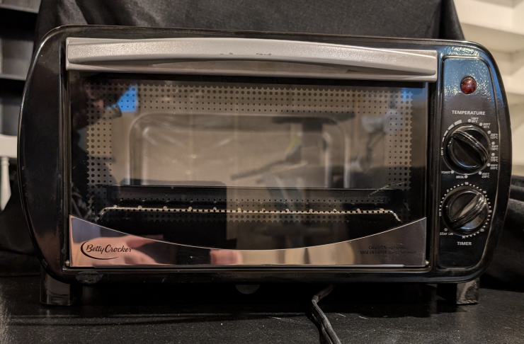 Betty Crocker Toaster Oven - photo 2