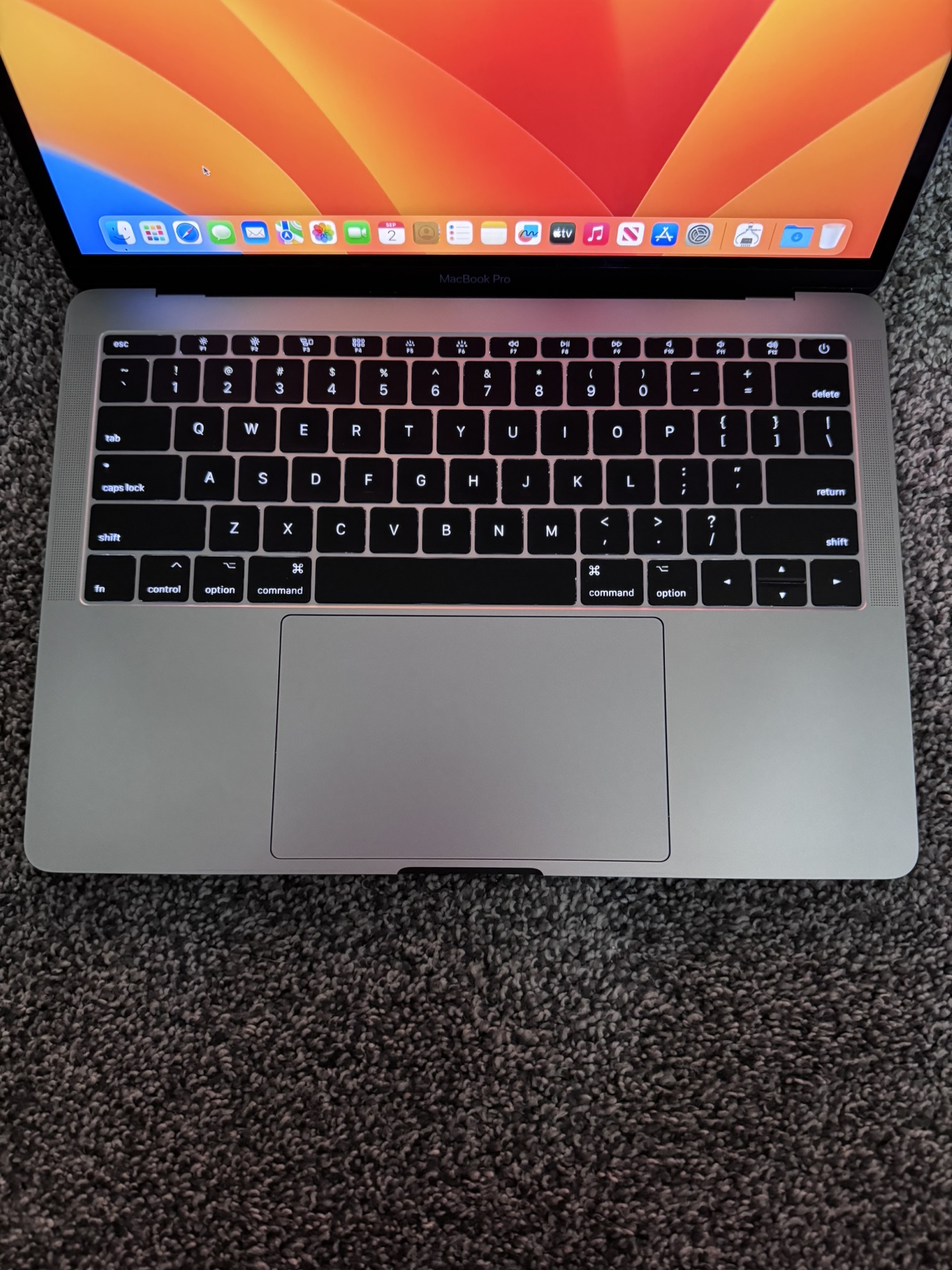 MacBook Pro 13-inch, 2017 - photo 2