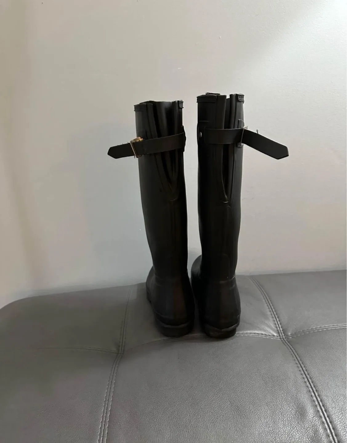Hunter Women's Black Rain Boots thumbnail