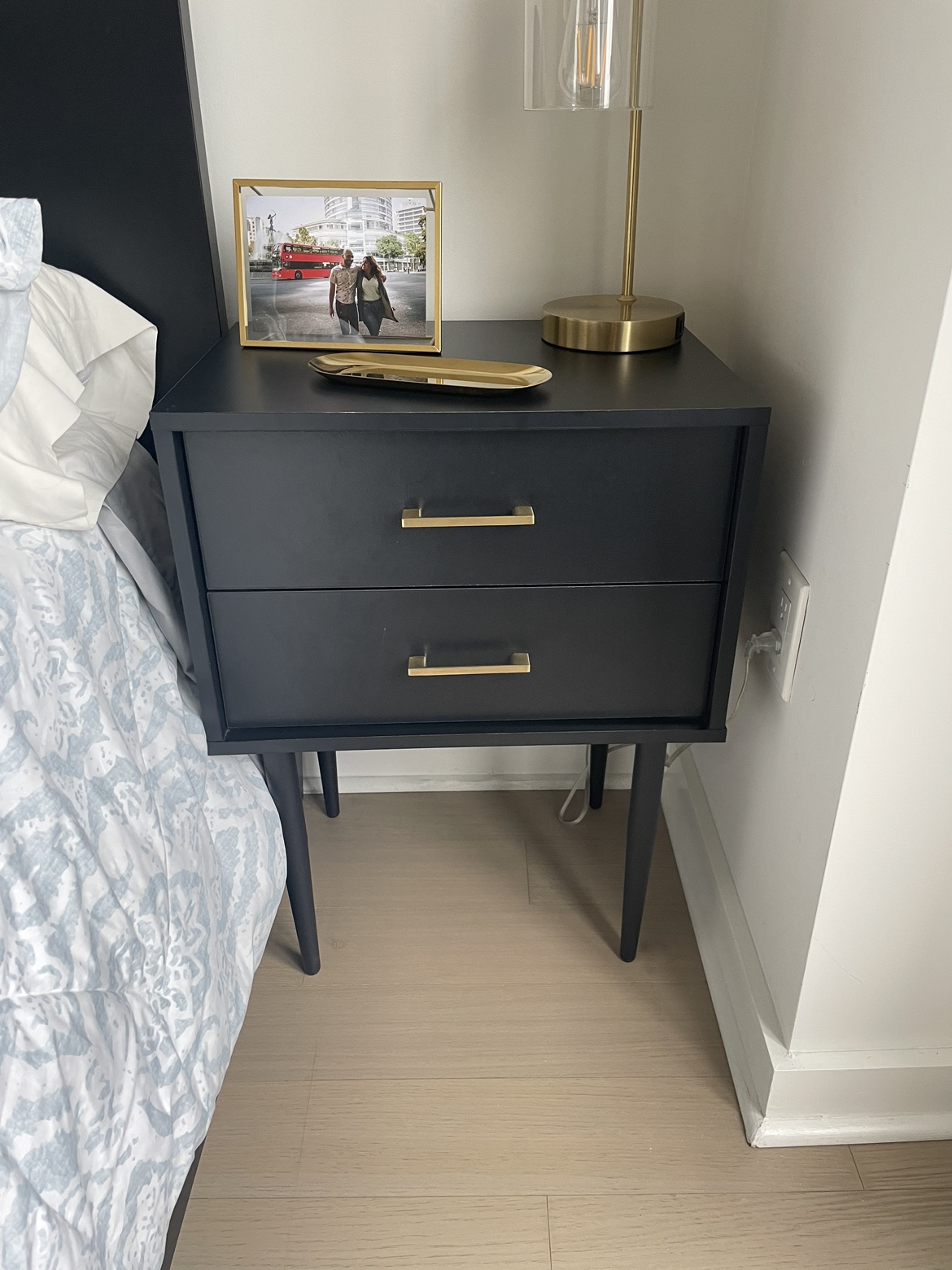 2 piece set Black Nightstands