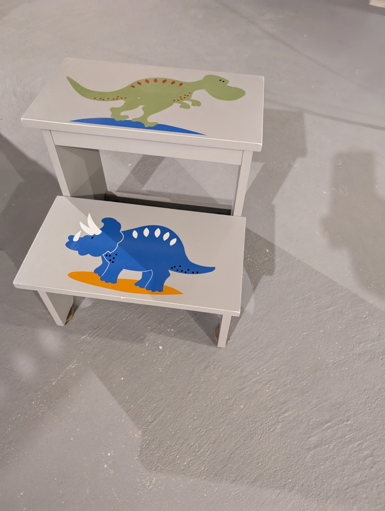 Dinosaur Step Stool - photo 2
