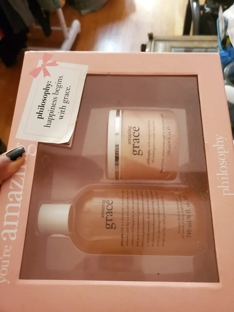 🧡 Philosophy Gift Set (Body wash and body cream)