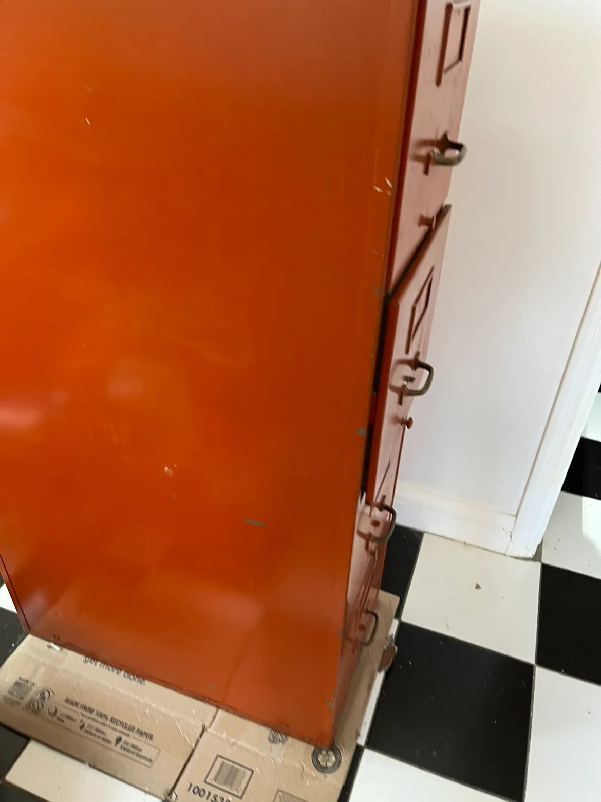 Vintage 4-Drawer Filing Cabinet image indicator(4)