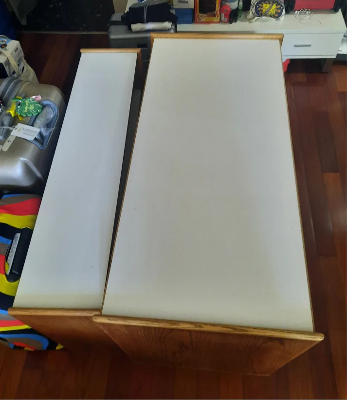 Wooden desk and Shelf image indicator(4)