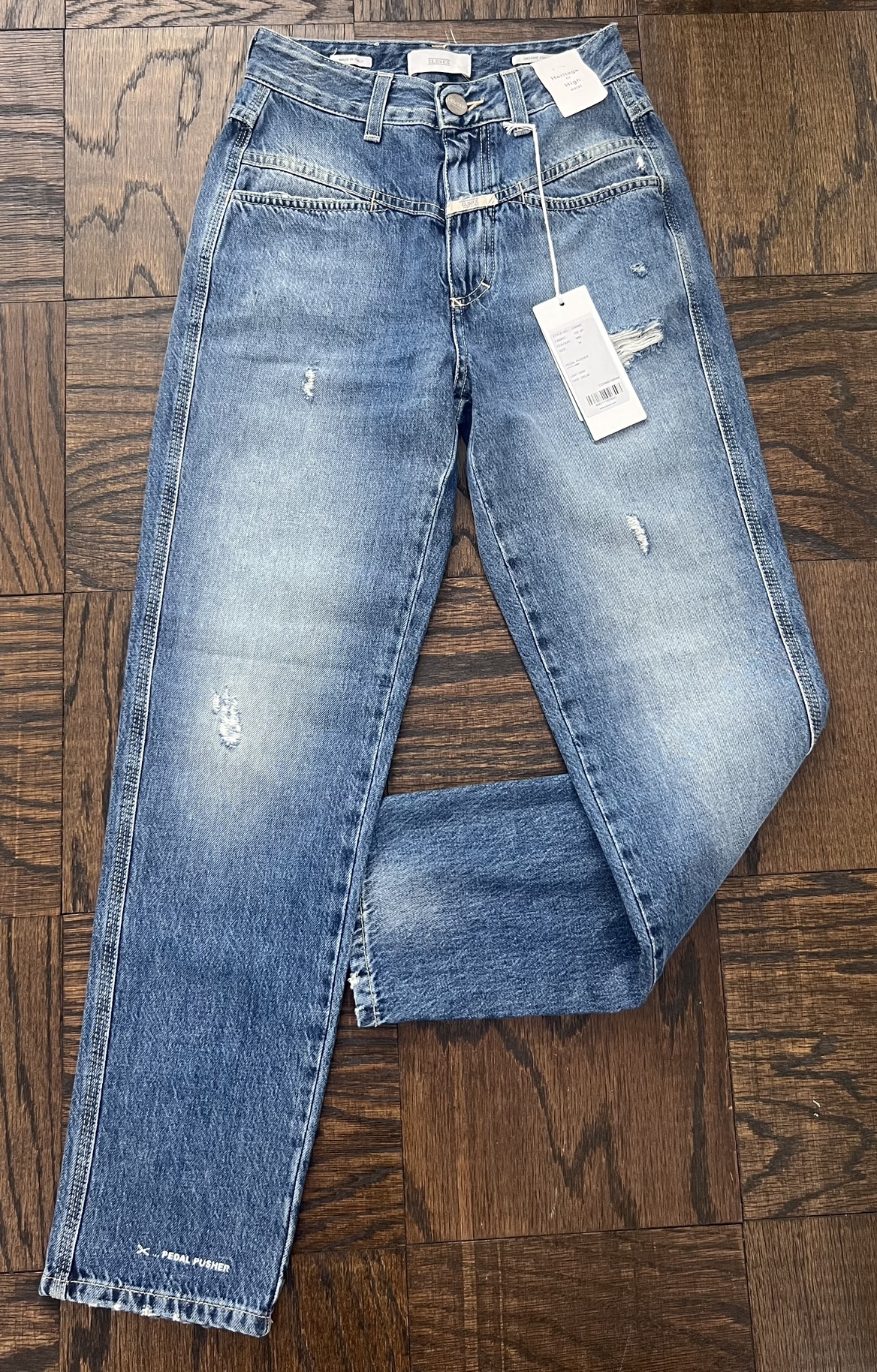 NWT CLOSED Pedal Pusher Jeans (Size 23)