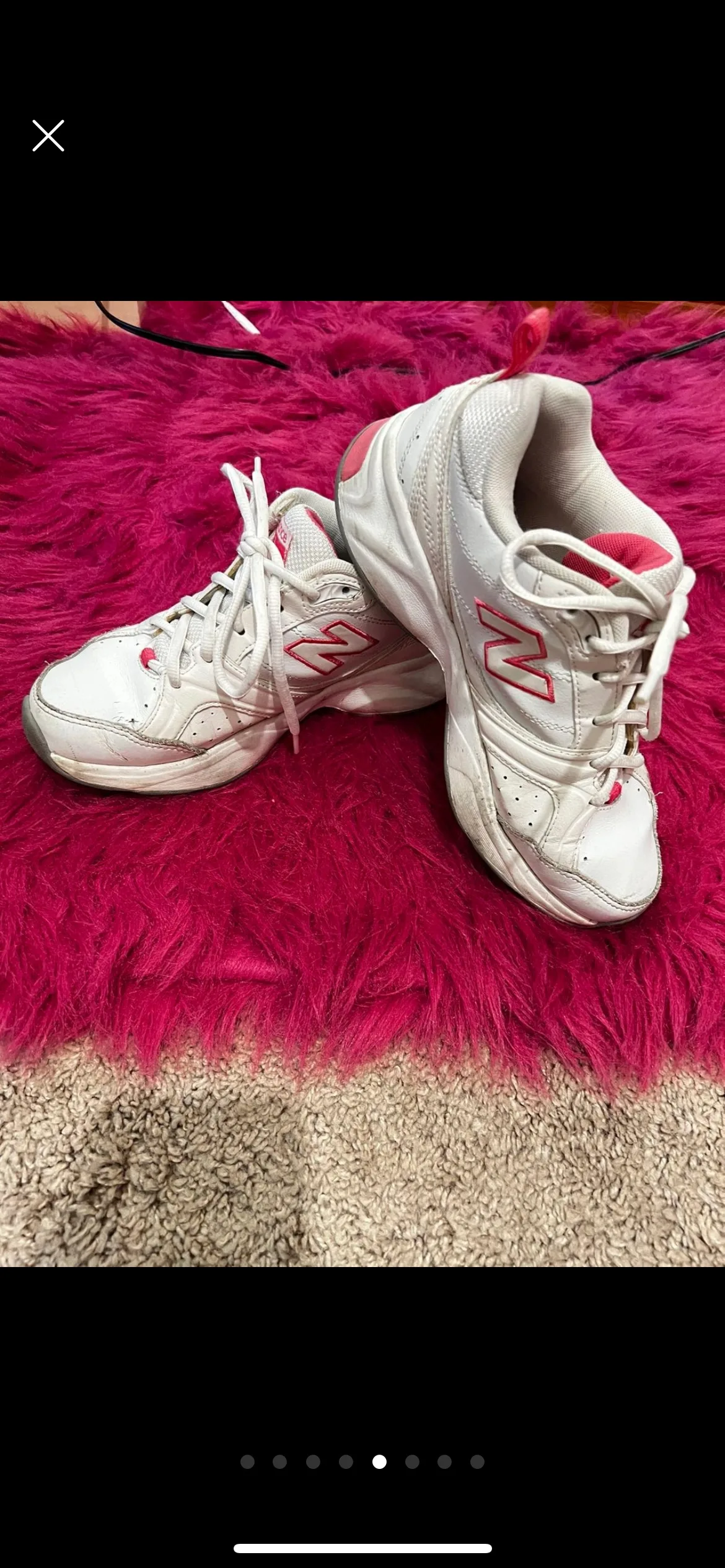 New Balance Women's Size 7 image indicator(2)